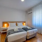 Central Suites Arouca Landsted Arouca