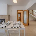 Central Suites Arouca *