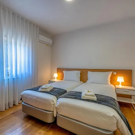 Летний дом Central Suites Arouca Арока