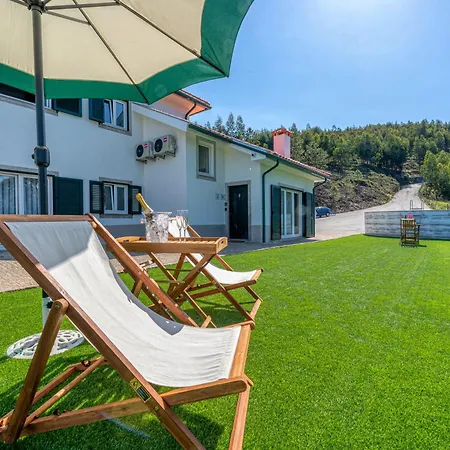 Central Suites Arouca Kır Evi Arouca