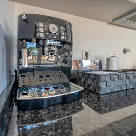 Central Suites Arouca Летний дом *