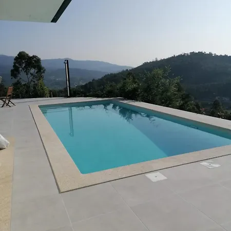 Central Suites Arouca منزل ريفي