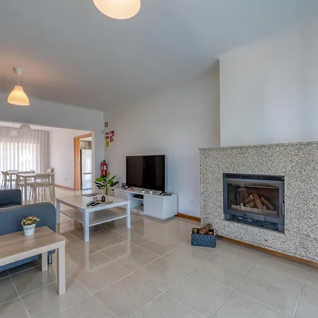 Landhaus Central Suites Arouca Arouca